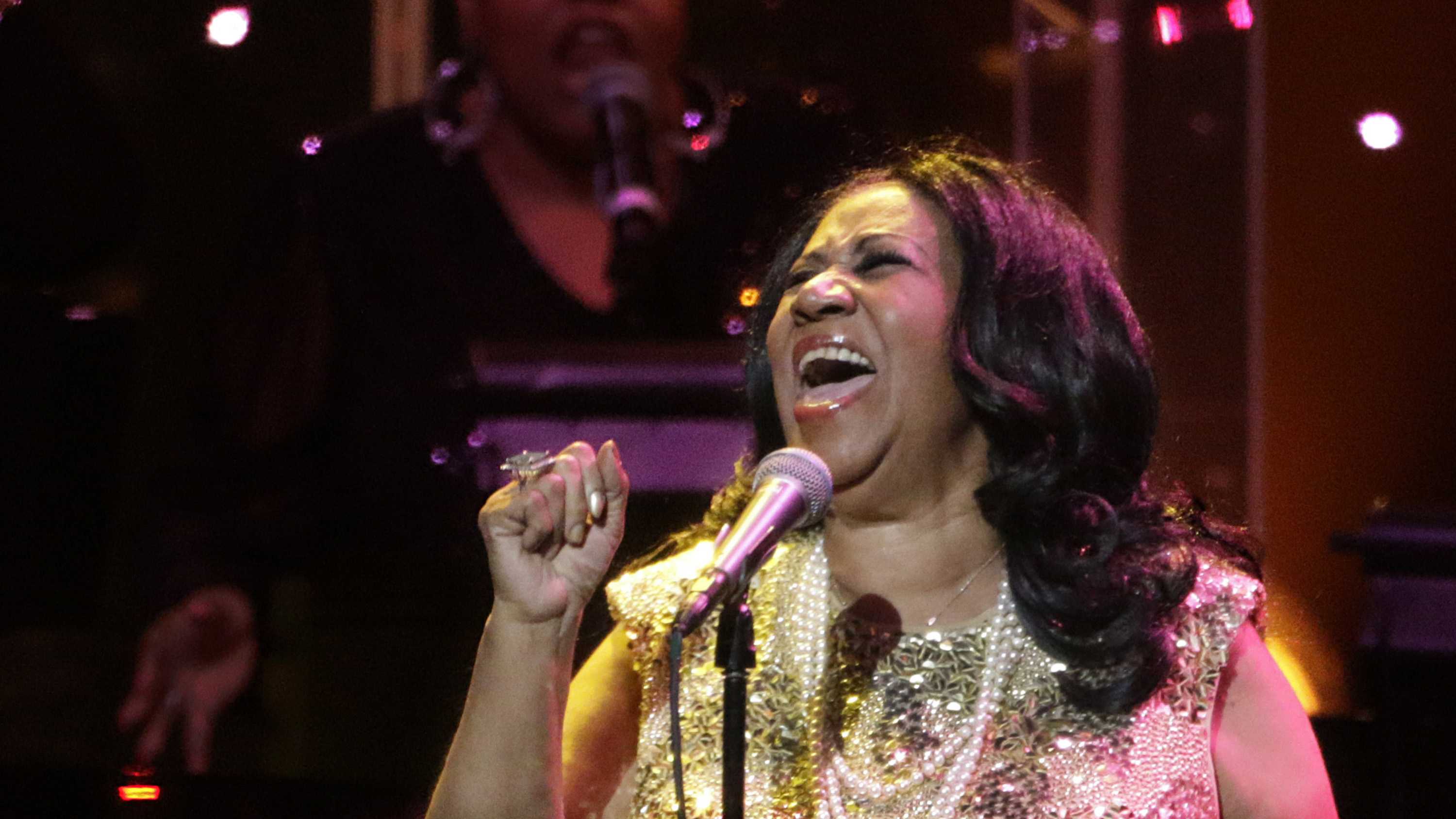 ‘Queen of Soul,’ Aretha Franklin, dies at age 76 by Victor Chiles & Zila Sanchez