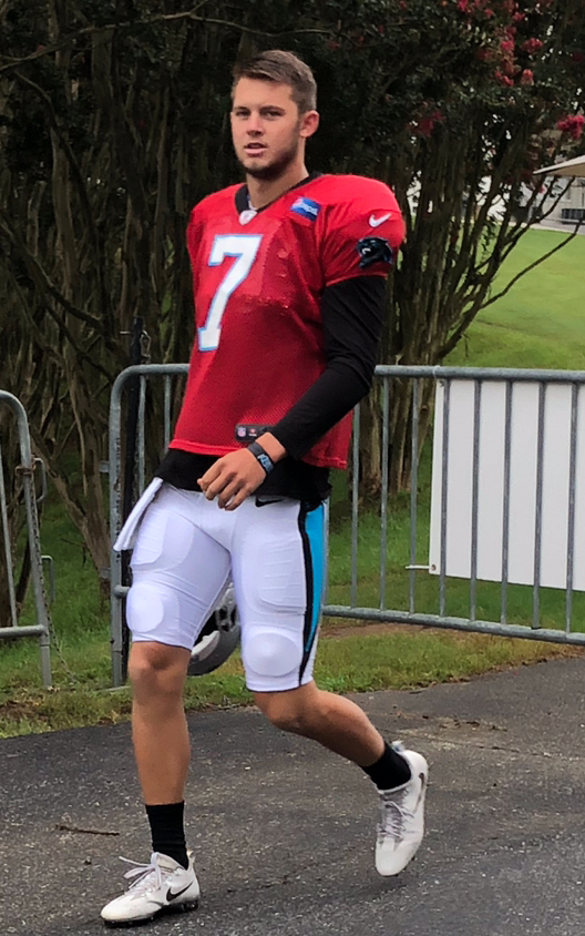 Allen prepares to take the field during a Carolina practice.
