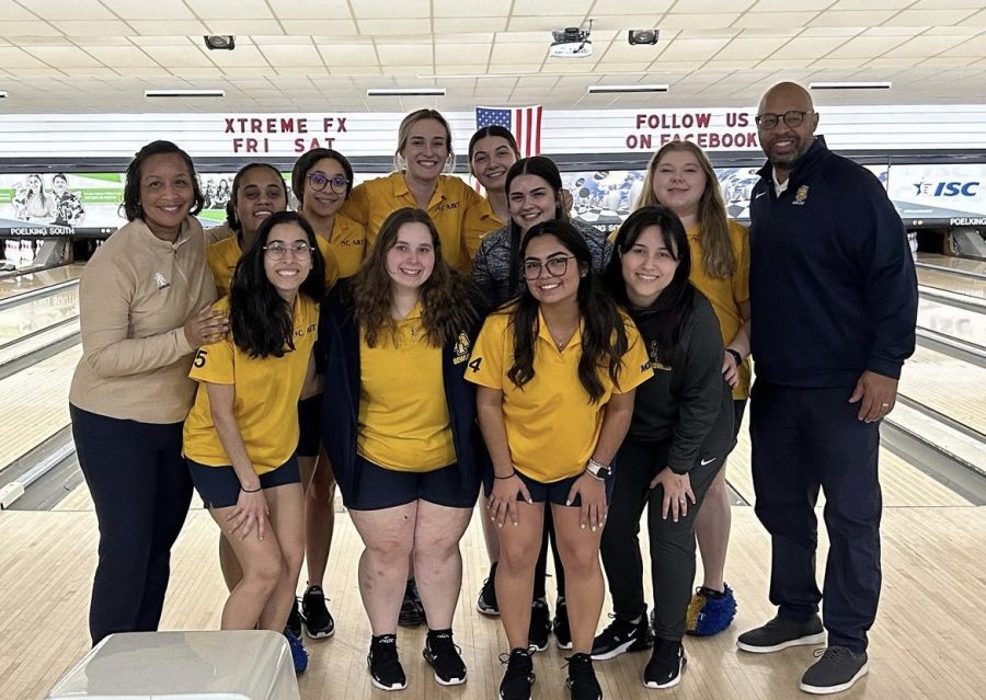 N.C. A&Ts Bowling team.