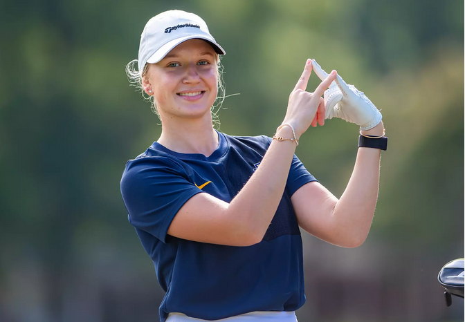 Ekaterina Prokhorova at the Elon Invitational.